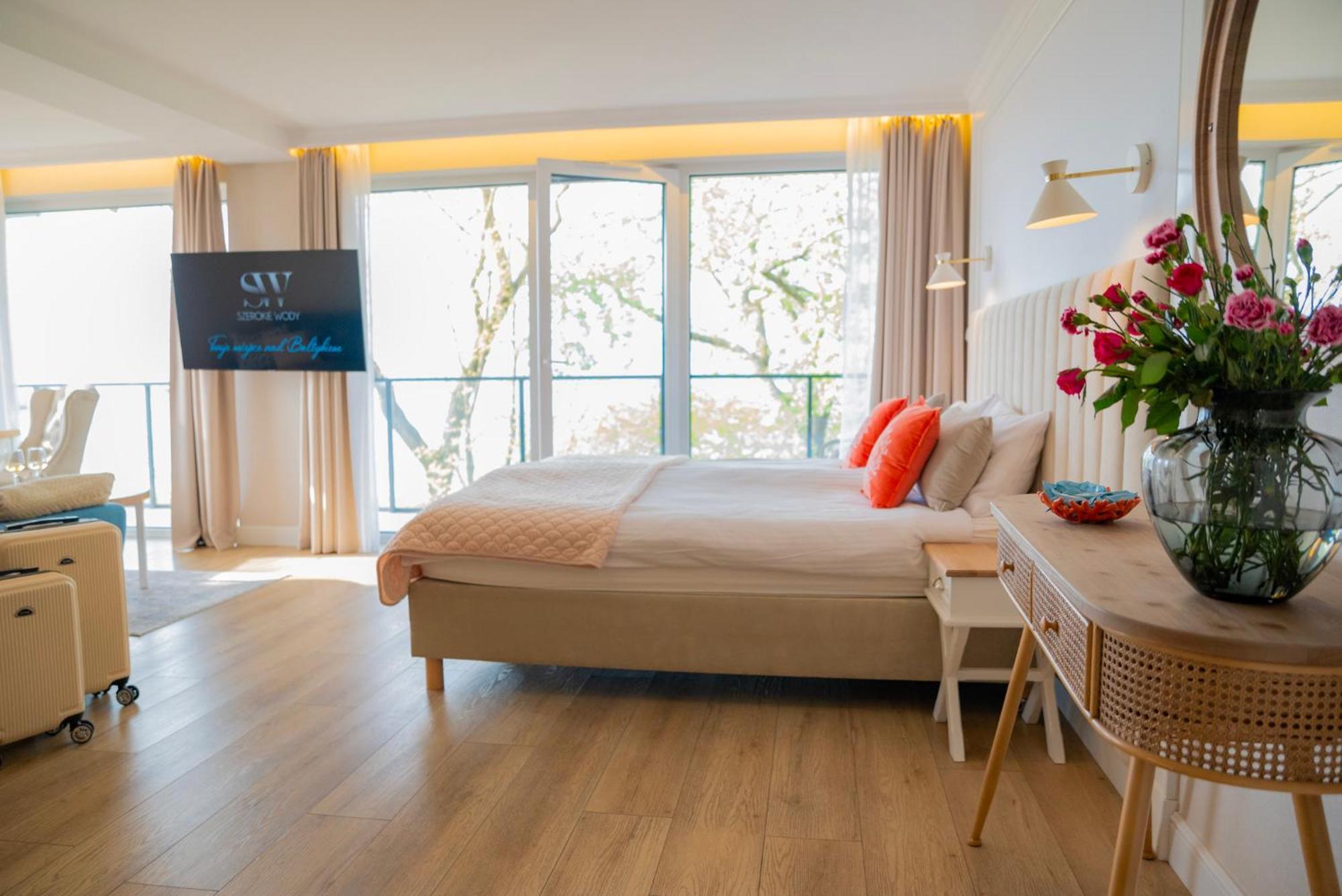 Hotel Szerokie Wody Sea & Sand Ustka Exterior foto